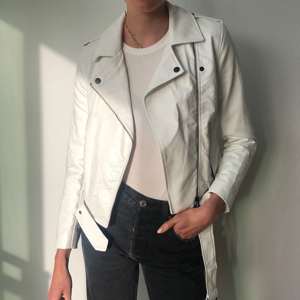 Superdown white faux leather jacket S